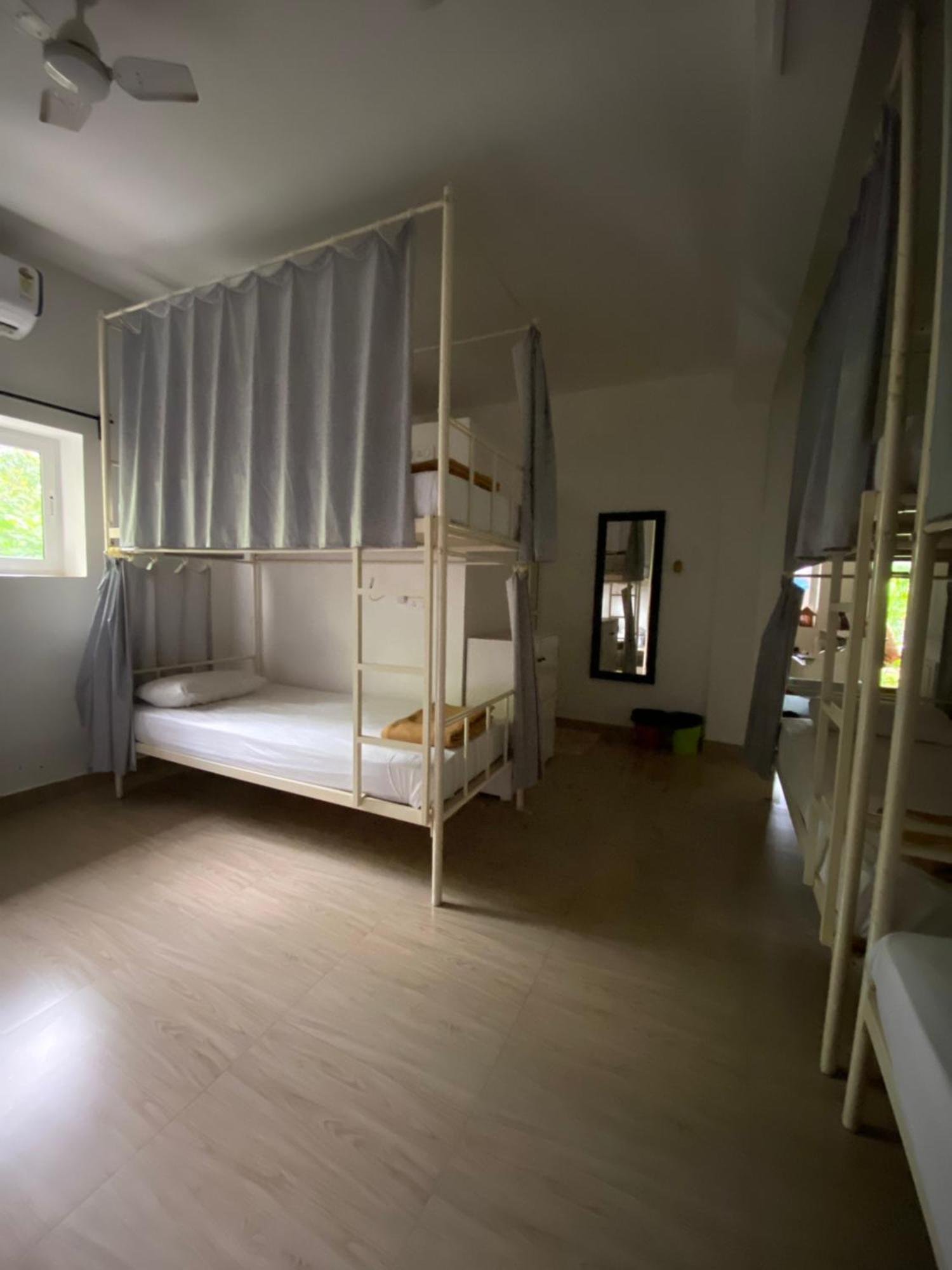 Hostel Mandala Анджуна Екстериор снимка